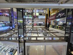Sim Lim Square (D7), Shop House #556547701